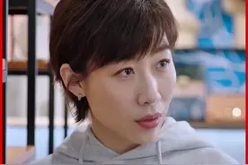 百亿女总裁买鞋被店员瞧不起，不料下一秒就被狠狠打脸！#职场  #人际交往  #为人处世视频封面