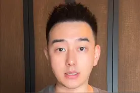 73岁老人动用直升机运送肺源引发热议 #热点 #73岁老人换肺视频封面