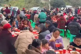 湖南一村规定酒席随礼不超200元，烟不超30元/包、酒不超100元/瓶#吃席