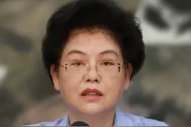 7月18日，中纪委打虎！65岁正部级刘慧任上被查，系今年落马的第6位正部级#大象主播说 @大象新闻主持人陈静华