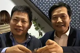 余承东点评迈巴赫VS雷总“应战”保时捷 你们更喜欢哪种方式 #发布会 #雷军 #小米 #华为 #余承东