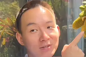 3月24日（报道），谢浩男接受采访时坦言：自己考研3次才成功，曾经做过保安和服务员。接下来还是继续学习，希望考上博士。#谢浩男 #考研 #寻亲视频封面