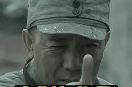 影视剧中竖起大拇指测距后开炮的操作你会吗？#军事科普 #科普 #亮剑 #拇指测距 #知识科普 #硬核 #李云龙开炮 视频封面