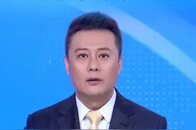 韩国前防长狱中自杀  工具竟是秋衣秋裤 当地时间11日，有消息称，韩国前国防部长官金龙显企图在狱中用秋衣秋裤自杀。#主播直说 #韩国前防长企图在狱中自杀视频封面