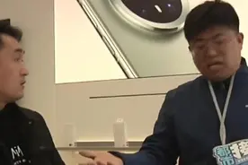 手机送去维修结果留个“疤”，送去证明“外观无异常” 拿回就有磕碰，维修人员：不排除是第三方造成的（二）