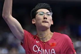 戴最斯文的眼镜跨最猛的栏，主打反差的运动健将徐卓一 #徐卓一 #巴黎奥运会 #男子110米栏视频封面