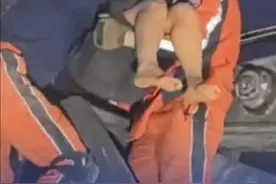 缅甸救援现场：中国救援队从废墟中救出被埋超60小时的幼童 视频封面