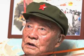 93岁志愿军老兵李维波连续十一年迎接志愿军烈士遗骸回国，“祖国用庄严隆重的形式接他们回家，让我感到很欣慰。”#李维波  #志愿军视频封面