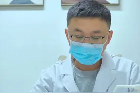 酒后呕吐眼睛充血，跟腹压高有关系#门诊个例仅供参考 #视力健康 #眼科主任李强视频封面