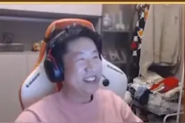 对面叫了个暂停讲战术，我瞬间读懂了他们的队内语音，这就是顶级解说的极致理解~#ququ #csgo #csgo教学 