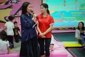 从5万到500万！吴柳芳为何获得认可？草根逆袭，越扒越正能量