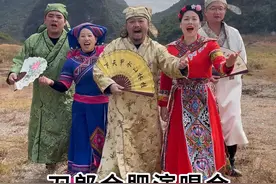 刀郎安徽演唱会 刀郎合肥演唱会，安徽刀迷笑开了嘴，不知何时来广西，山歌响起是绝配#桂林秀才 #刀郎合肥演唱会 #刀郎演唱会 #旅游推荐官 #焕新桂林show经典 @DOU+上热门 @DOU+小助手