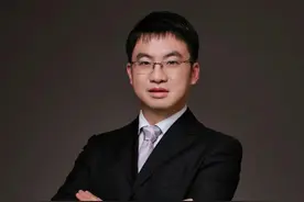 手机放枕边的危害 #手机 #辐射 #脑损伤 #睡觉 #科普健康视频封面