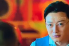高启盛嚣张舞步，魔性来袭，秘诀在哪？@苏小玎  @孙岩  演员亲自揭秘！！@中国蓝新闻 独家专访。 #高启盛唐小虎来了  #高启盛摇头 #狂飙后遗症    @抖音短视频