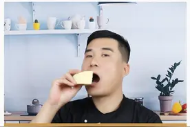 不塌陷，不回缩的蒸蛋糕，无需烤箱，蓬松绵软零失败，好吃不上火#不用烤箱做蛋糕教程 #蛋糕家庭版做法 #蛋糕怎么做最简单 #戚风蛋糕视频封面