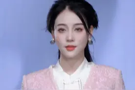云山苍苍，江水泱泱，此去经年，不可复得。#东方美学 #芭蒂娜 #小香风 #中式美学 #旗袍风视频封面