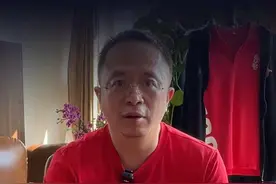 手夹了一个月，为啥还没好？ #红衣分享 #大咖观察 #受伤 #轻伤不下火线 #不作死就不会死视频封面