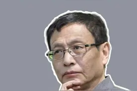 数学家张益唐，博士毕业后因找不到教职工作，在快餐店打工8年谋生，如今被曝攻克朗道-西格尔零点猜想！#张益唐 #数学 #美国 #零点猜想 #硕士 #博士 #硕博圈视频封面