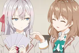 不时轻声地以俄语遮羞的邻座艾莉同学 #二次元 #动漫解说视频封面