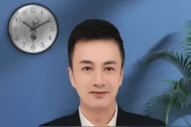 雪天大货车意外失控，山东热心小伙冒险阻停，获救司机跨越200多公里上门感谢#真实事件 #感人  #暖心  #传递善良传递爱视频封面