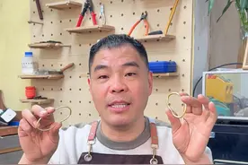 我居然把黄金手镯捏扁了 快来看看20克实心和空心手镯哪个更不容易变形！#黄金加工 #银行买金条  #古法金手镯   #打金镯子    #黄金手镯  #打金