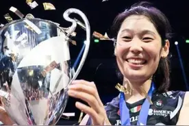 北京时间5月5日，河南姑娘朱婷拿下欧洲女排冠军联赛第三冠，成为亚洲第一人！本赛季，朱婷助球队夺得超级杯、世俱杯、意大利杯、意甲联赛、欧冠联赛的冠军，实现赛季五冠王