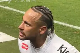7月25日，#内马尔回应与球迷冲突  ：他们有权嘘我，但不能侮辱我是雇佣兵，如果球迷觉得我帮不上桑托斯，我会第一个离开。
