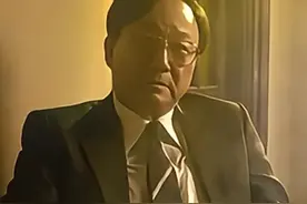 11月30日报道，#许冠文自曝已交代后事  ：把我火葬，将我的骨灰撒在西贡大海，我不需要墓地，也不要花百几万买一个骨灰龛位。