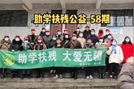 与阳光同行，你不会寒冷，与阳光同行，你不会孤单。携手同行视频封面