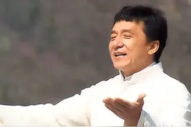 16年前奥运曲《北京欢迎你》，为啥连成龙和刘欢都不敢唱第一句视频封面