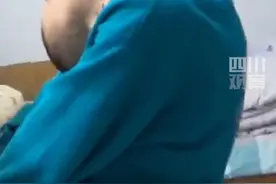 #世界首例反向折叠人矫正手术完成 ！6月25日，成都。在身体被敲断四次后，#折叠男孩姜延琛身体被打开 ：“跪着考上大学，我要站起来考研！”