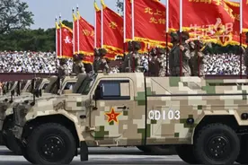 9月3日，80面抗战英模部队战旗组成方队在天安门接受检阅，其中的“老虎营”来自山东济南长清。1938年，八路军山东纵队第6支队2团2营从大峰山走出，在抗日战争中创下辉煌战绩，被授予"老虎营"荣誉称号。如今，这支部队驻守雪域高原，继续守护着祖国的安宁。
