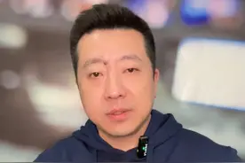 当街舞遇上中华功夫，燃爆全场！两位中#中国街舞燃起来了 国风街舞少年在法国“杀疯”了！#街舞少年视频封面
