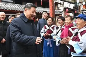 现场视频！习近平在云南丽江市考察调研（来源：央视时政）视频封面