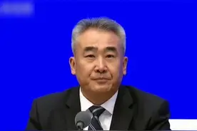 国新办就“育儿补贴”举行新闻发布会，2025年以前出生的婴幼儿能领吗？“2022年1月1日后出生的婴幼儿都能领”#育儿补贴