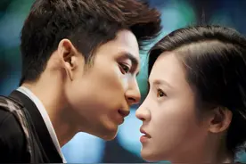 分手多年的情侣再次相见，两人的处境竟然天差地别