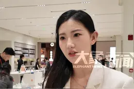 小米17杀疯了！小米17开售5分钟刷新纪录。消费者:凌晨6点过来排队取机 #雷军回应小米17全系首发破纪录  #小米之家零售系统崩了