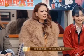 #声生不息港乐名场面特辑 
用熨斗烫头发，给猪剃脚毛……简直误入谢霆锋趣事分享大会，容祖儿 直言谢霆锋就是爱干些浮夸的事情！“抽象鼻祖”称号非你莫属！
#声生不息  #声生不息大湾区季视频封面