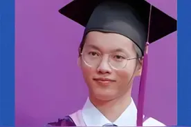 还记得那个“搬砖男孩”林万东吗？当年他以713的高分考入清华大学，如今他怎么样了？#高考的答案  #2025高考必胜 #林万东