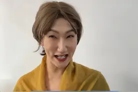 靠自己哪有靠别人舒坦啊！#一人分饰多角 #富婆闺蜜 #内容过于真实视频封面