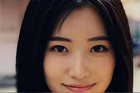 日本四位高中校花！大家觉得谁最美？#日本美女 #美女 视频封面
