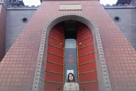 临汾华门，天下第一门！5000年华夏文明从这里开启！
登顶俯瞰震撼人心，历史与现代在此刻交织，坤灵邀你走进华门，一起感受中华文明的厚重与辉煌！#旅行推荐#临汾  #华门  #坤灵山西行视频封面