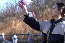 战友们请注意!违规使用手机有“雷区”#中国海军 #手机 #保密 #安全