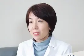 鸡眼和跖疣傻傻分不清楚？皮肤科医生三招教你轻松辨别。#鸡眼 #跖疣 #医学科普视频封面