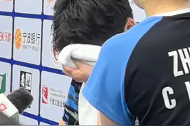张殊贤/郑雨0-2不敌韩国组合获得银牌，积分不够，无法参加巴黎奥运会，赛后采访张殊贤数次哽咽，“我自己对这个结果不太在意”，“就是替郑雨感到可惜”视频封面