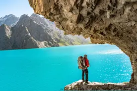 新疆乌孙古道，这是一条此生必去的世界经典徒步路线视频封面