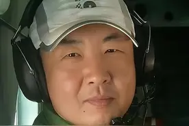 #封神第一部 里一闪而过的小配角#宁文彤 竟是国际反恐专家！他演戏不会是为了赚钱搞科研报效祖国的吧😭 这种开挂人生小说也不敢写啊！视频封面