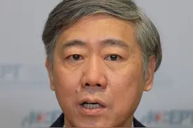 个税起征点建议提高到8000-10000元，为什么？ #财经有“稻” #大咖观察视频封面