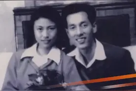 2月8日，湖北武汉，黄旭华夫人泪别黄老，两人1956年结婚，相伴69年，婚后不到一年黄老便投身研究，曾隐姓埋名，30年未回老家，“对国家的忠，就是对父母最大的孝”。@抖音短视频 @DOU+小助手
