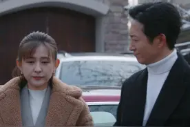 #无所畏惧2  骗取宋阿姨情感、钱财的何巧慧终于被捕，作恶之人得到了她应有的结局。电视剧《无所畏惧之永不放弃》正在CCTV-8热播。#来央八看好剧视频封面